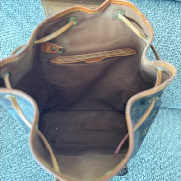 Louis Vuitton Monogram Montsouris GM Backpack – Vintage - Picture 6 of 9